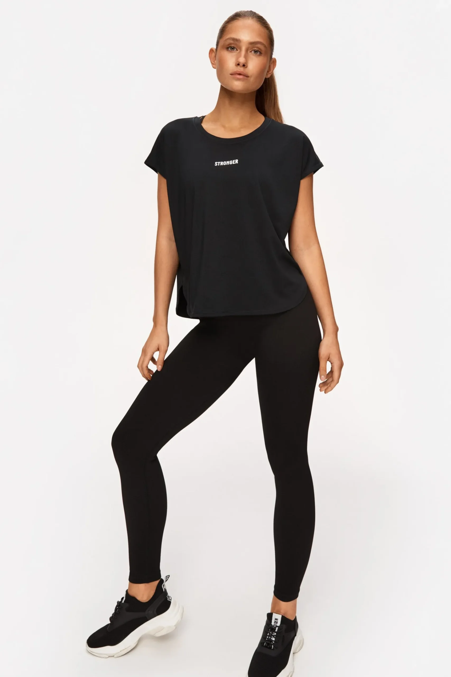 Clearance STRONGER Drop T-shirt Black