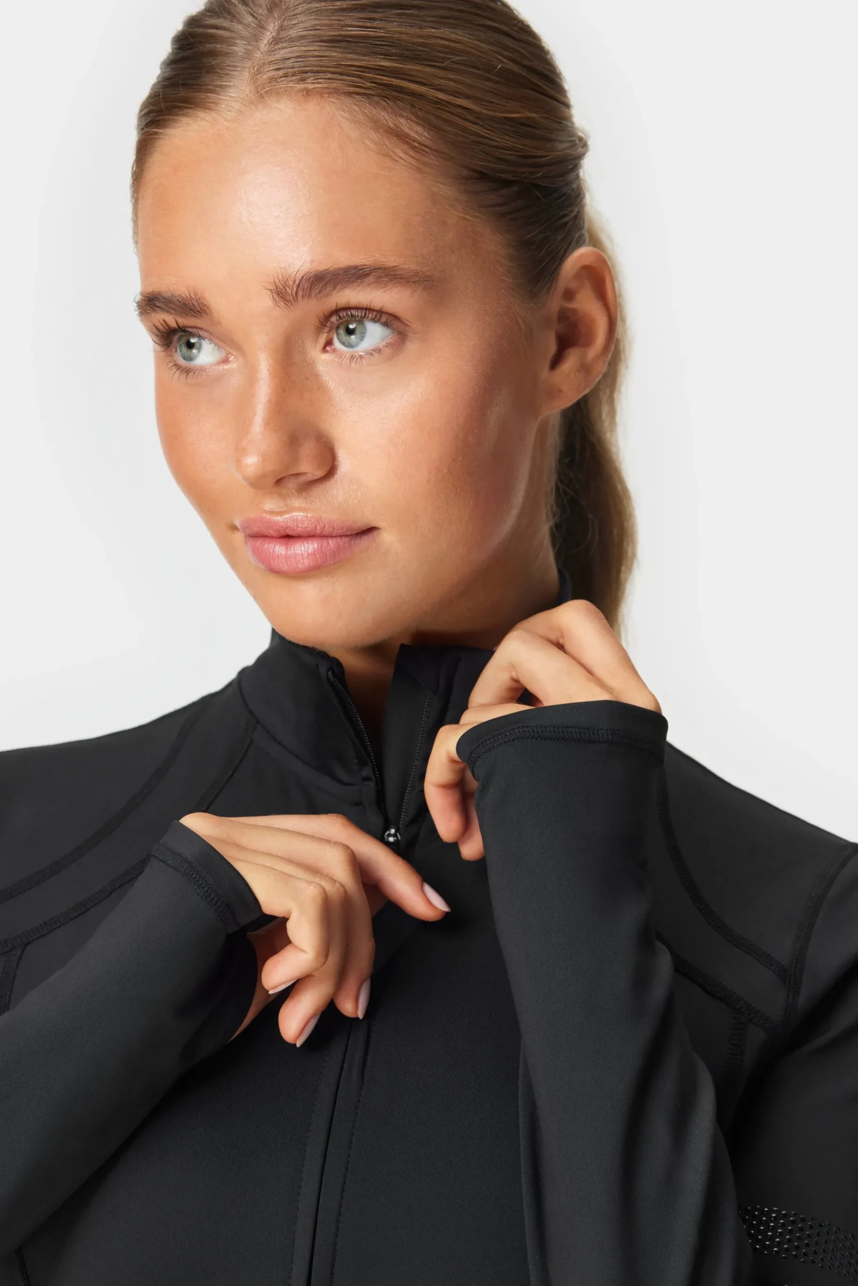 Hot STRONGER Figure Zip Jas Black