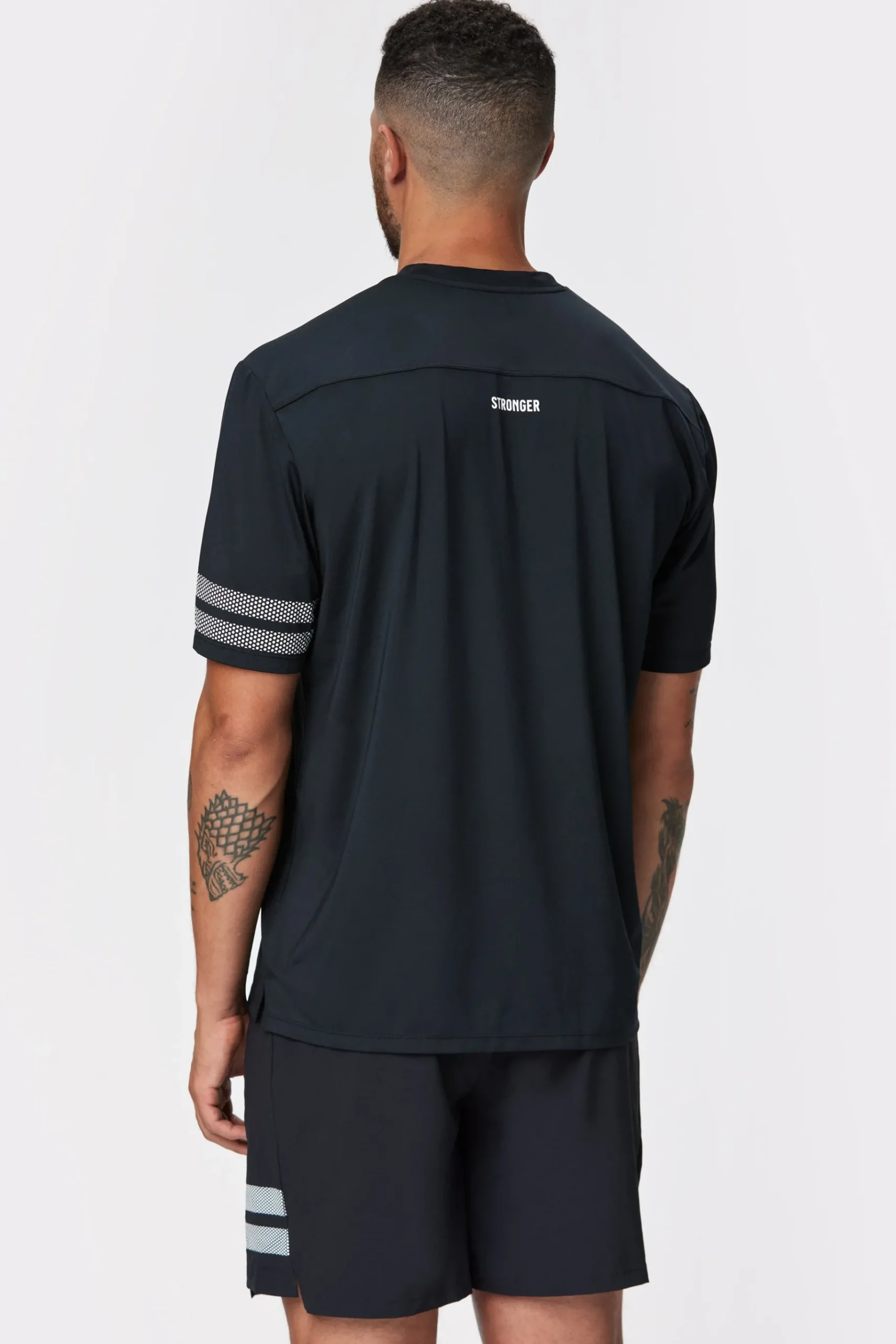 New STRONGER Hero Male T-shirt Black