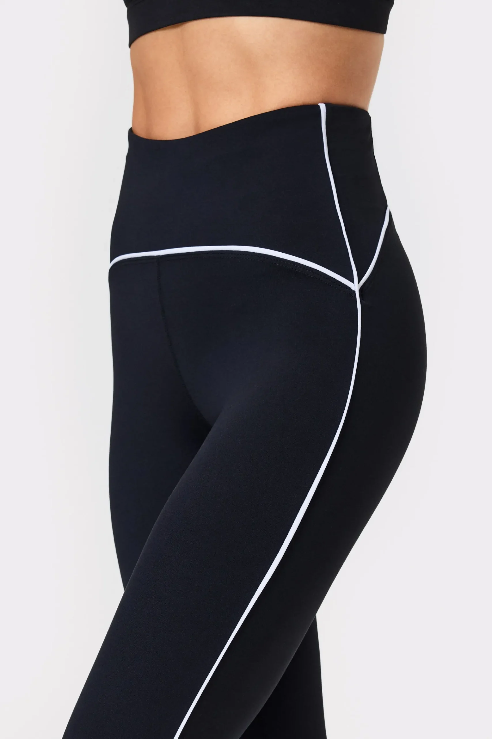 Clearance STRONGER Piping Legging Black