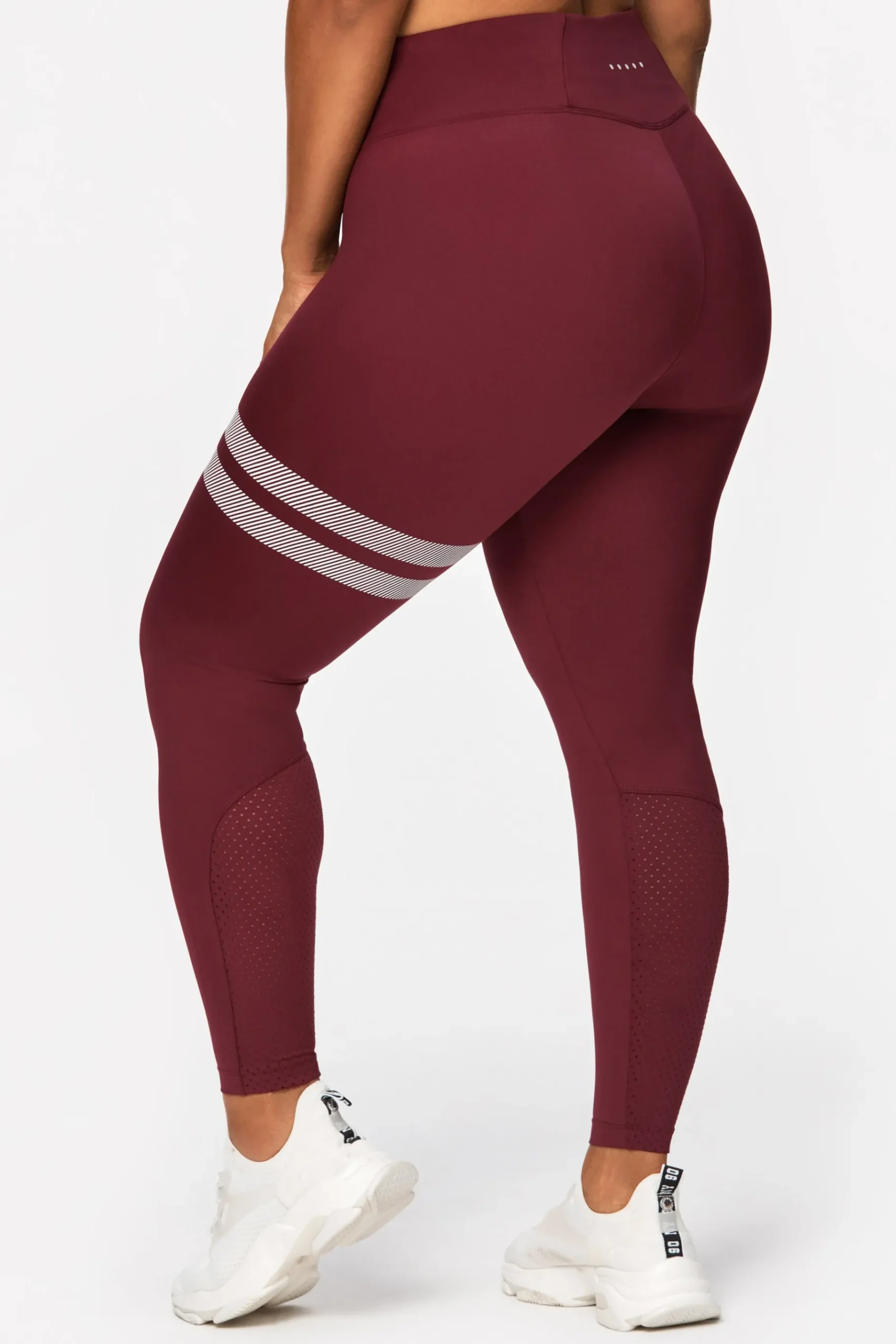 Online STRONGER Power Legging Zinfandel