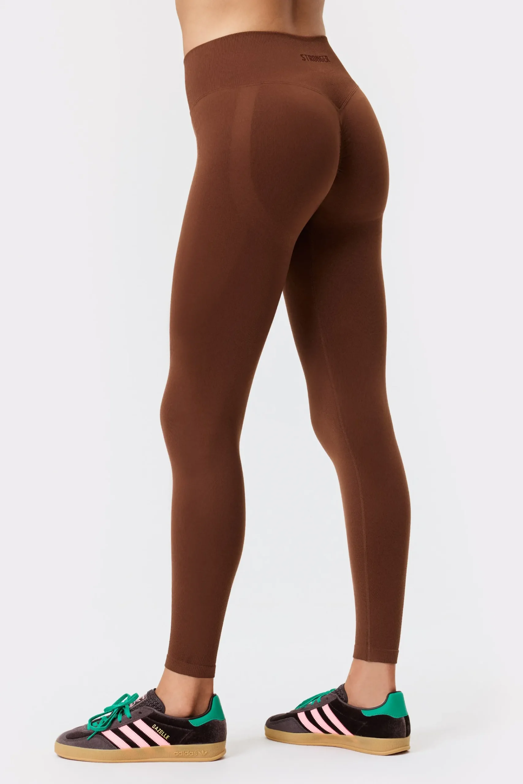 Best STRONGER Seamless Contour Legging Cappuccino