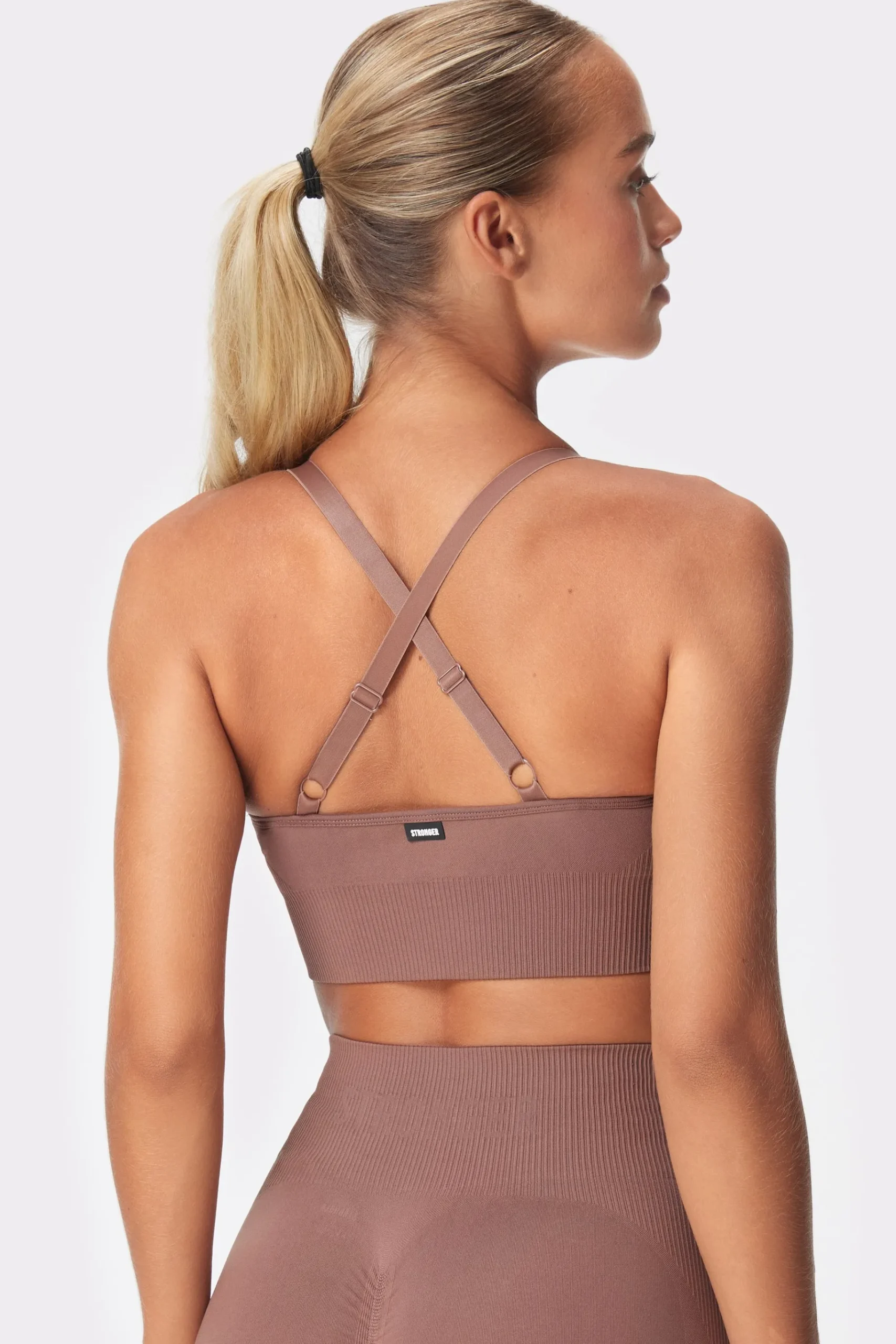 Fashion STRONGER Seamless V-Neck Sport bh Nutmeg