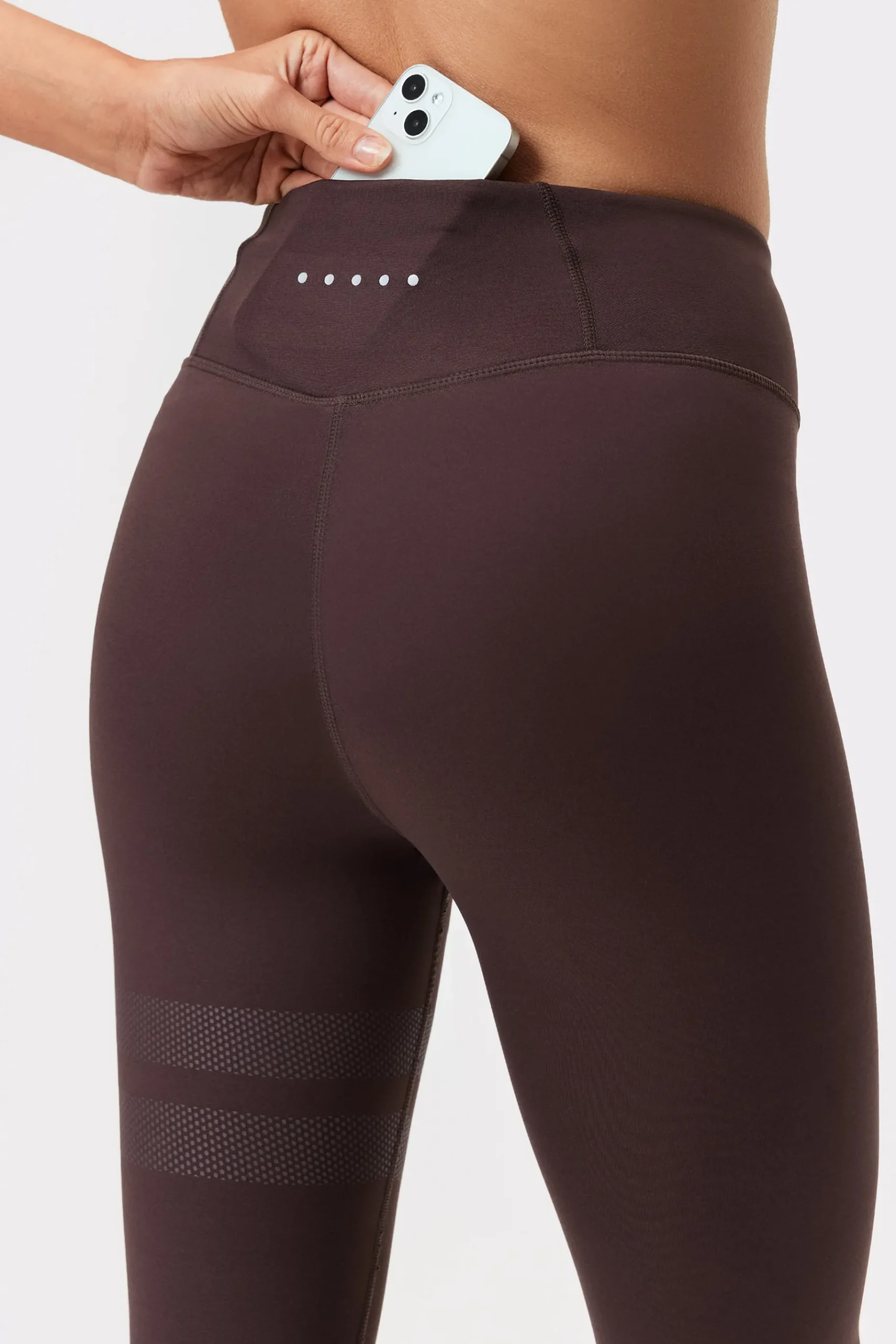 Online STRONGER Signature Capri Legging Black Coffee