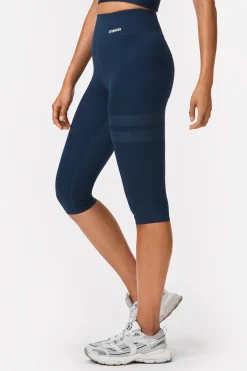 Fashion STRONGER Signature Capri Legging Luna