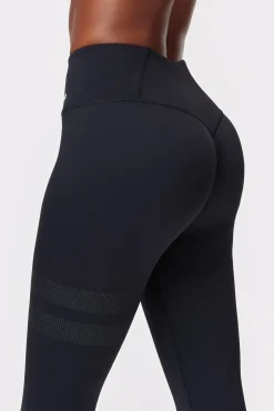 Best STRONGER Signature Contouring Legging Black