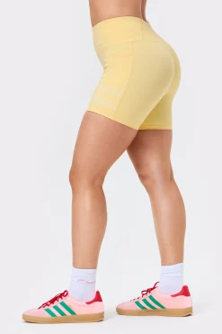 Fashion STRONGER Signature Pocket Contouring Shorts Golden Haze