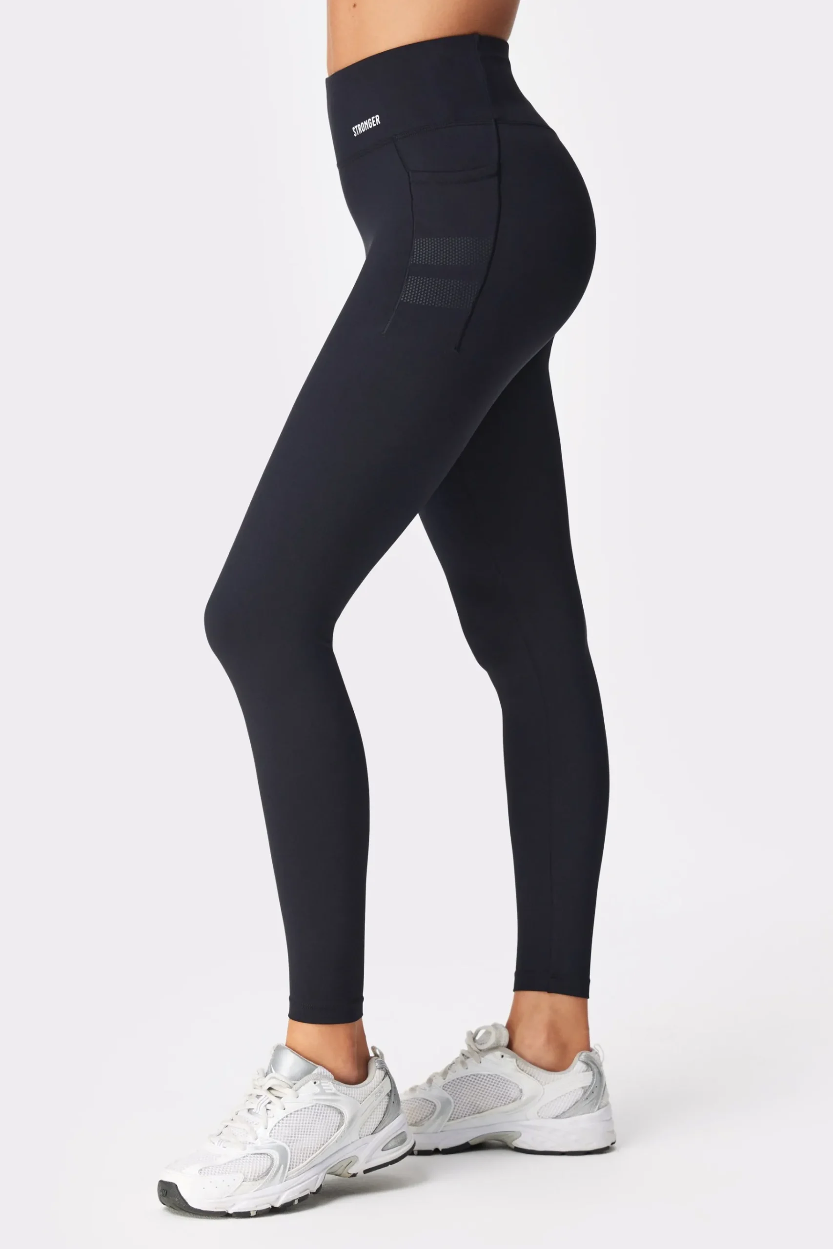 New STRONGER Signature Pocket Legging Black