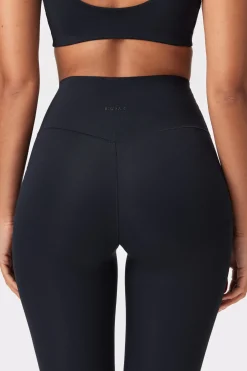 Discount STRONGER Sleek Legging Black