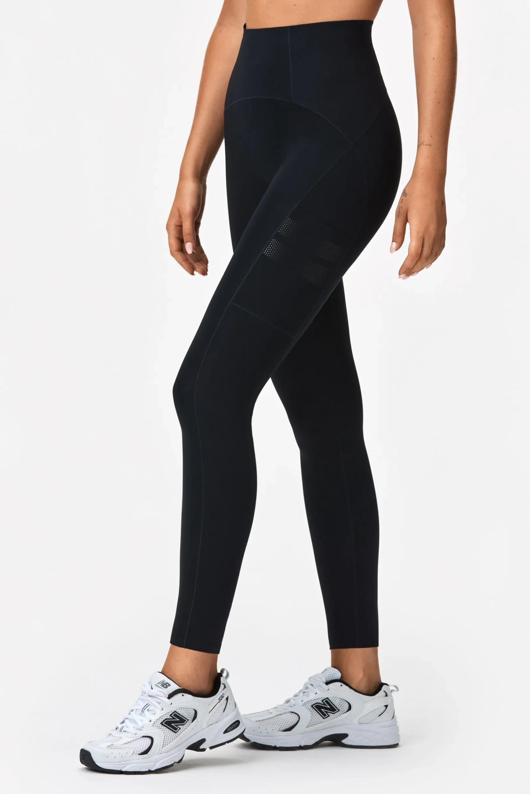 Online STRONGER Sleek Pocket Legging Black