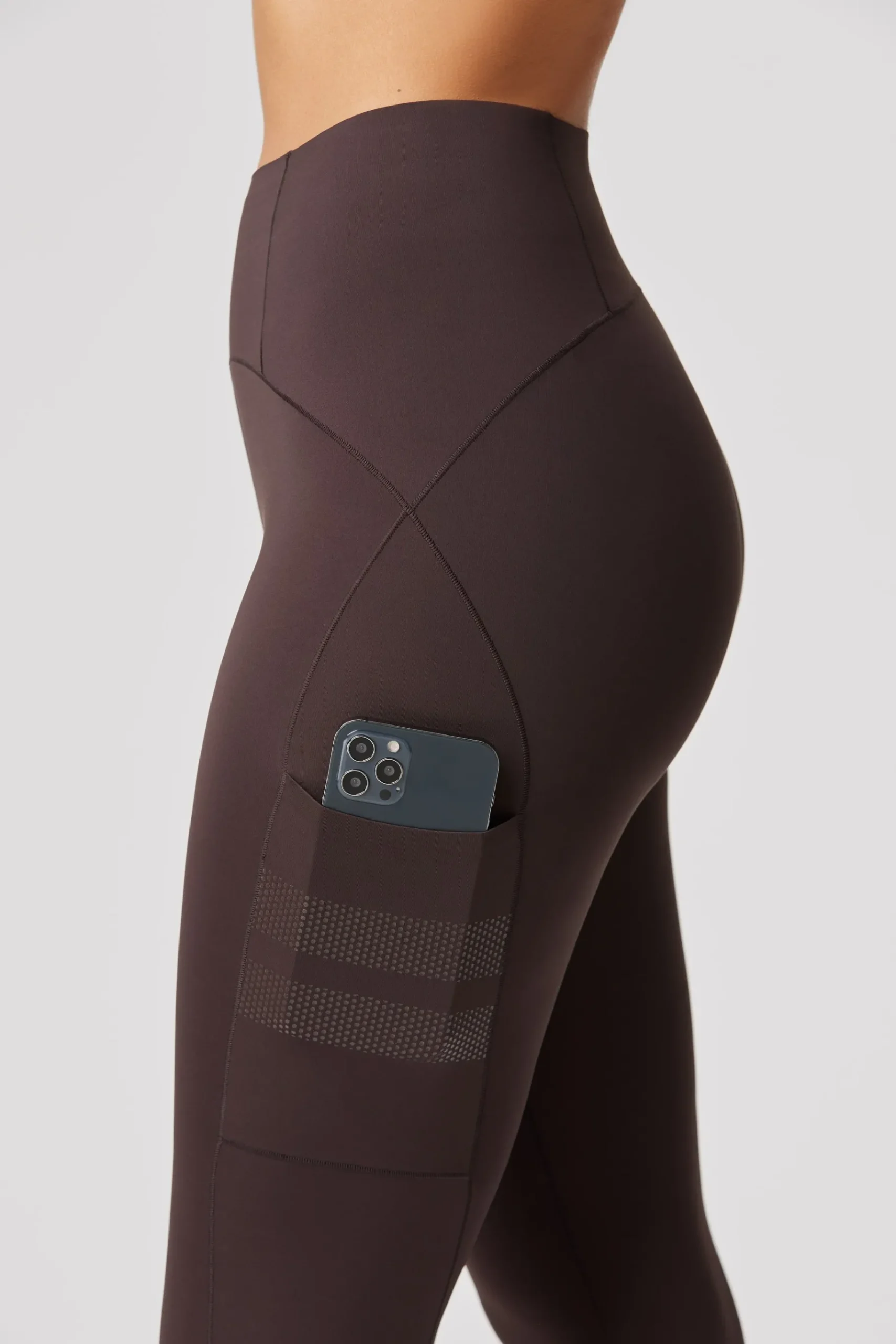 Outlet STRONGER Sleek Pocket Legging Black Coffee