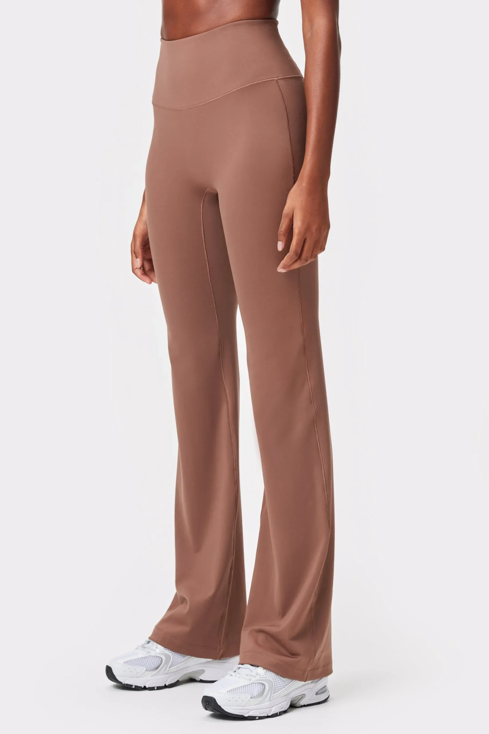 Discount STRONGER Soft Flared Legging Nutmeg