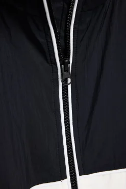 Discount STRONGER Woven Jas Black