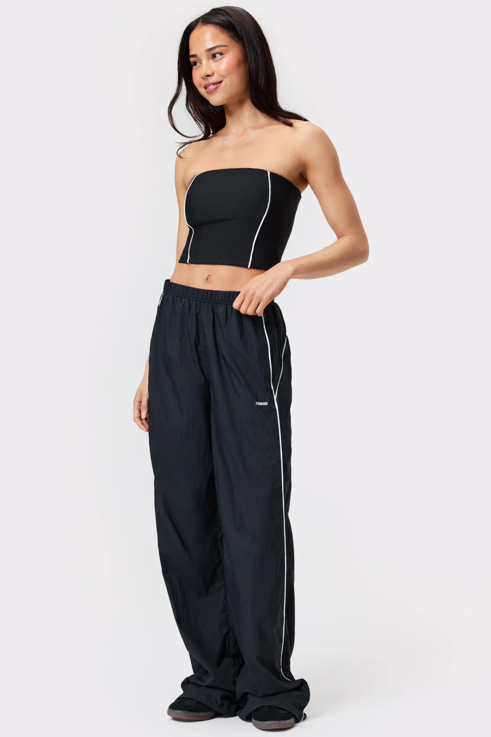 Best STRONGER Woven Pants Black